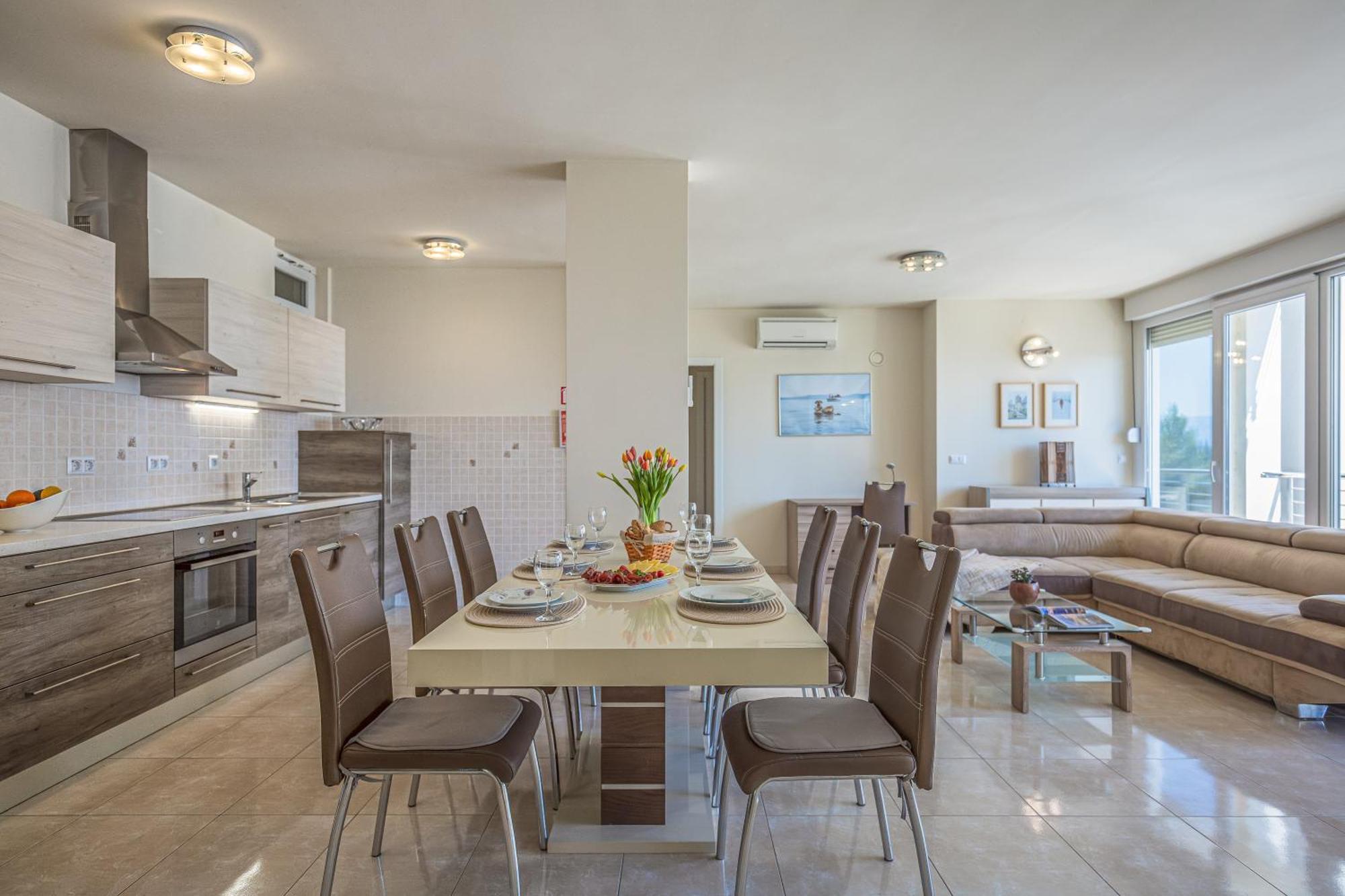 Ap 6+2 In One Of The Luxury Building In Omis