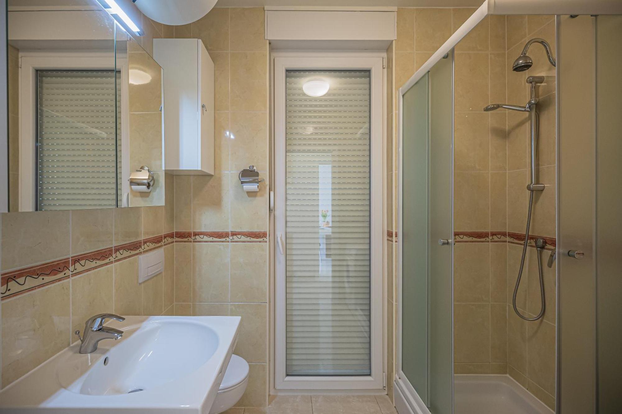 Apartment Ap 6+2 In One Of The Luxury Building In *