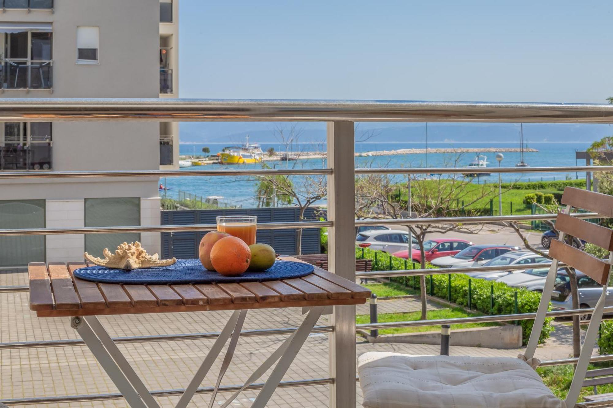 Apartment Ap 6+2 In One Of The Luxury Building In Omis
