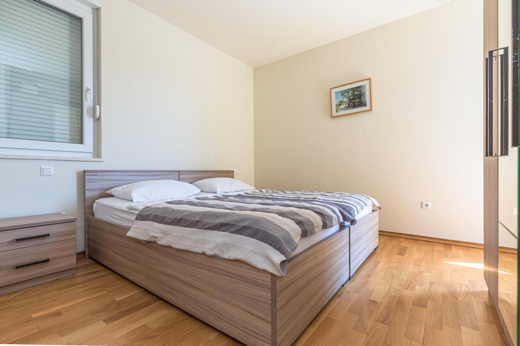 Apartment Ap 6+2 In One Of The Luxury Building In