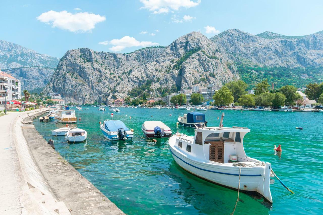 Ap 6+2 In One Of The Luxury Building In Omis